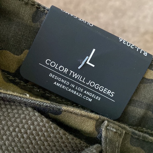 NWT 💕 Sugar Popped High Waist Camo Joggers - Picture 4 of 5